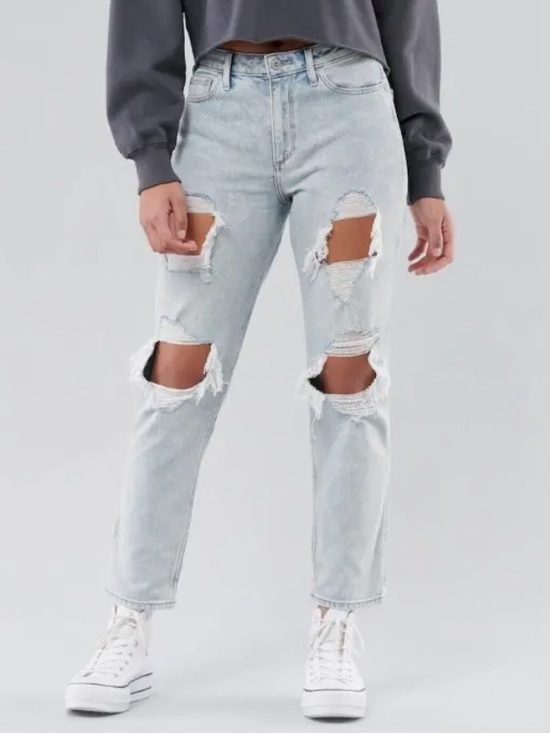 Hollister Denim - Hollister High Rise Mom Jean